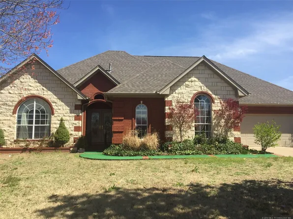 2108 Country Spgs, McAlester, OK 74501