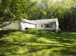 13676 Jennifer Rd, Grand Haven, MI 49417