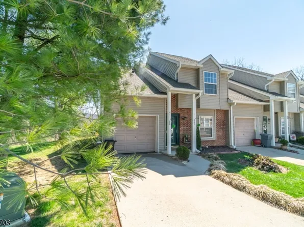 52 Cambridge, Oxford Twp., NJ 07863