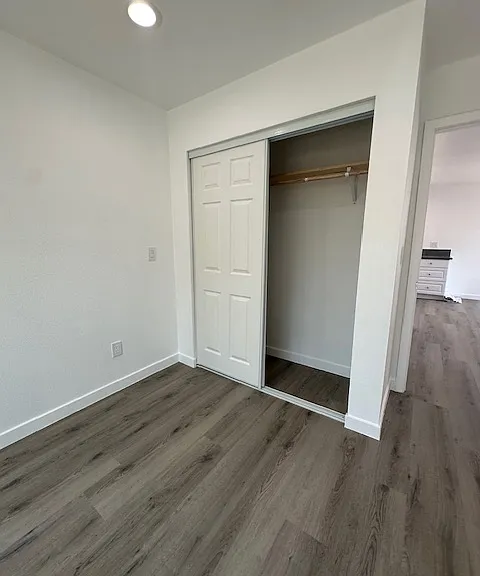 1649 N Avalon Blvd — Photo 8