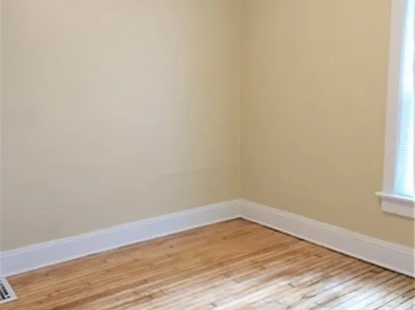 3228 N Achilles St, Milwaukee, WI 53212