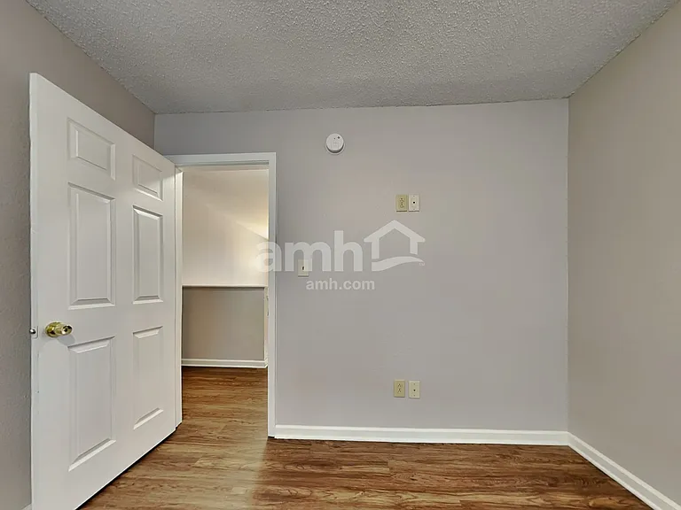 1178 Oak Leaf Rd — Photo 16