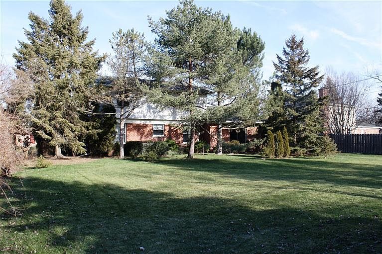 2nd image of 2281 Delaware Dr