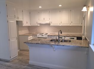 643 S Indian Hill Blvd APT B, Claremont, CA 91711