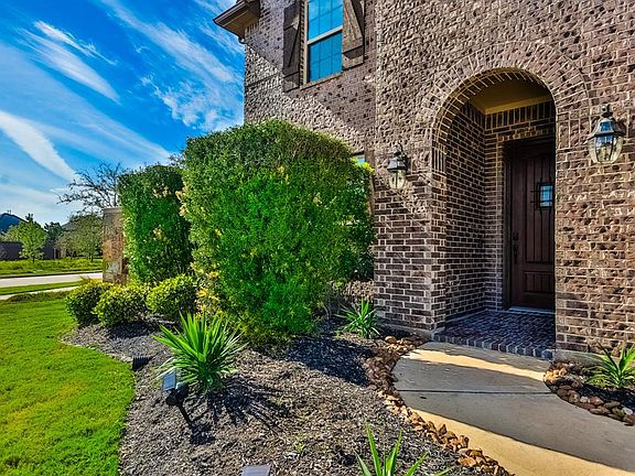 3rd image of 5454 Little Creek Ct