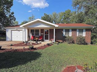 800 W Clement St, De Soto, MO 63020