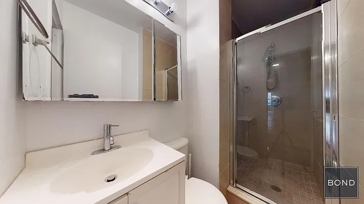 Rented by Bond New York | media 34