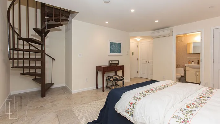 Sold by Garfield Realty  | media 9