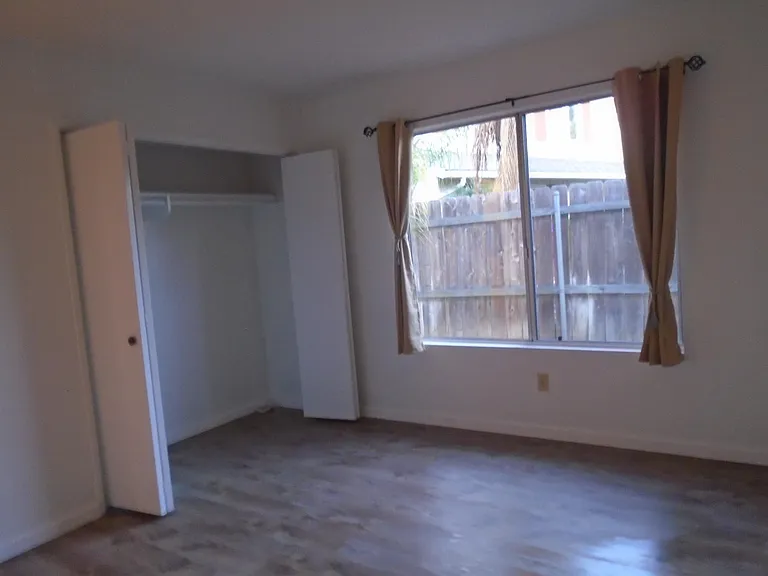 6321 Benhurst Ct — Photo 19