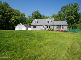 1723 River Rd, Selkirk, NY 12158