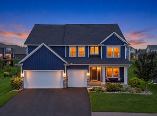 10668 39th St N, Lake Elmo, MN 55042