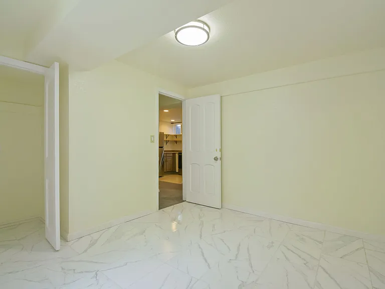 7079 S Curtice St #BASEMENT — Photo 17