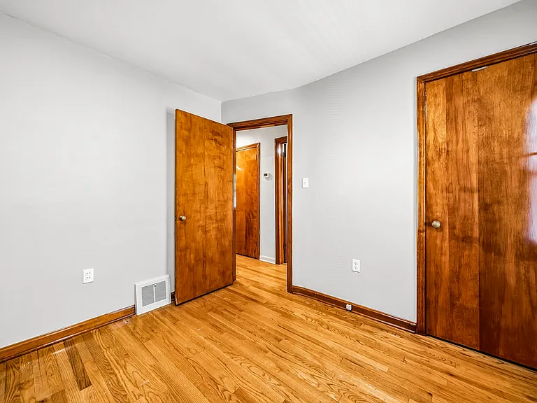 1307 Summit Dr — Photo 14