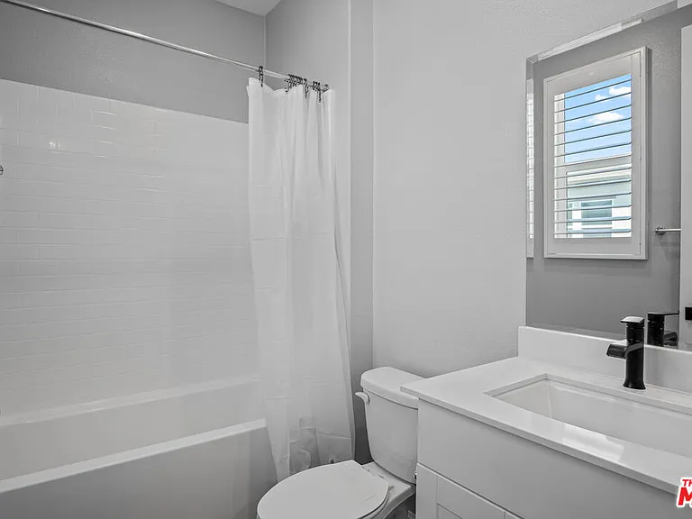 763 Sienna Way — Photo 21