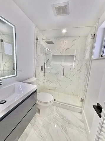 2430 Key Largo Ln — Photo 6