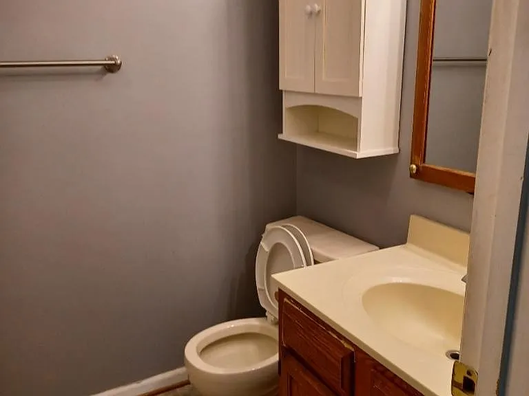 901 Swallow Crest Ct #G — Photo 14