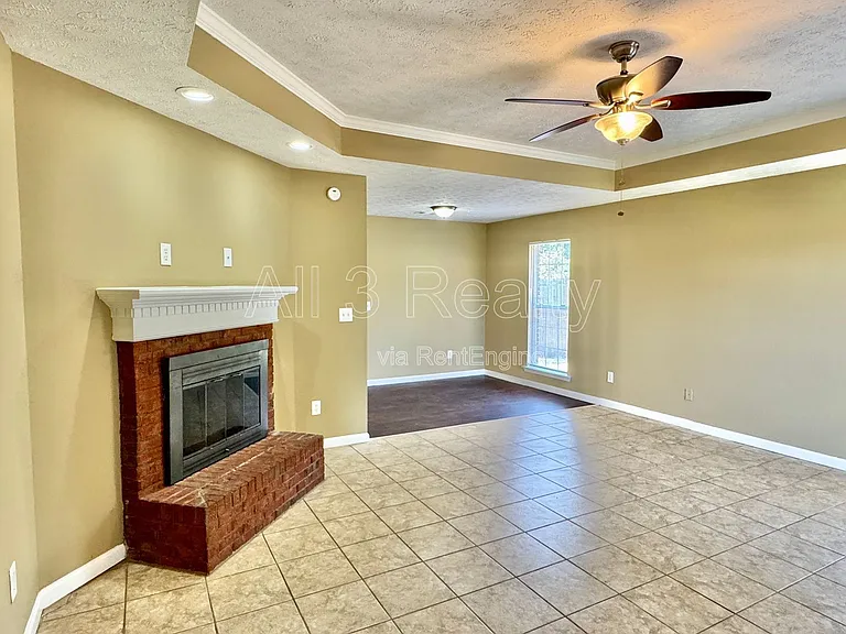 6917 Oak Side Dr — Photo 7