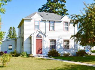 302 4th St SW, Red Lake Falls, MN 56750