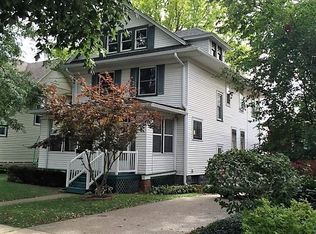 379 S Grandview Ave, Dubuque, IA 52003