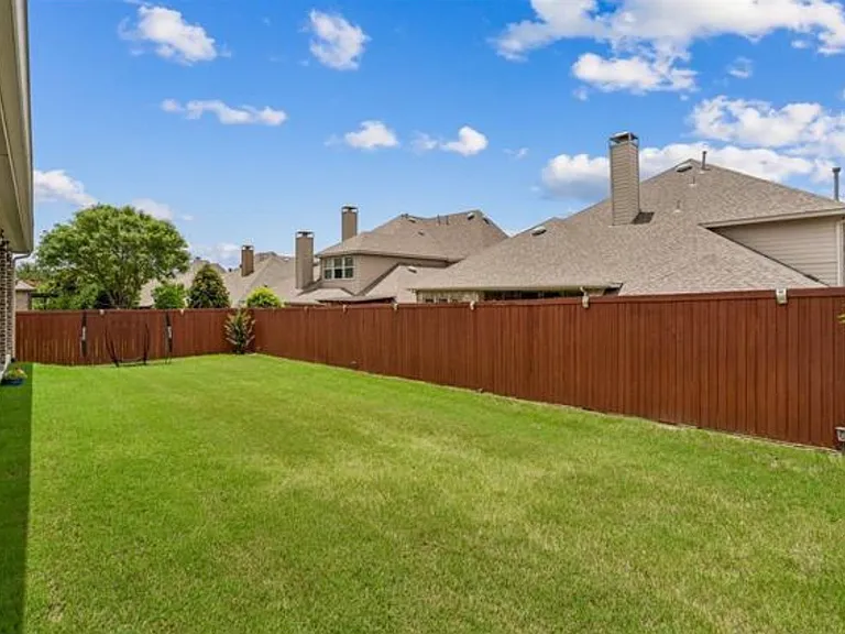 329 Hitch Wagon Dr — Photo 6
