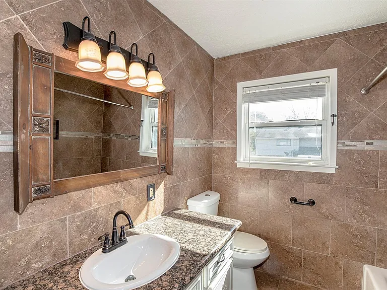 431 Sunset Dr #2 — Photo 13