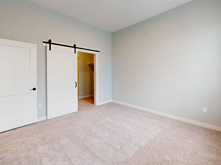 2B-East-Bedroom 2B-East-Bedroom