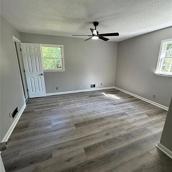 999 Braselton Hwy — Photo 10