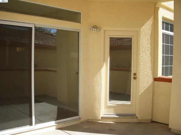 7145 Dublin Meadows St APT D, Dublin, CA 94568
