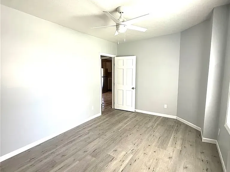 414 Harbor St #414 — Photo 7