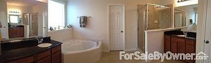 3rd image of 28002 Hollyfare Dr