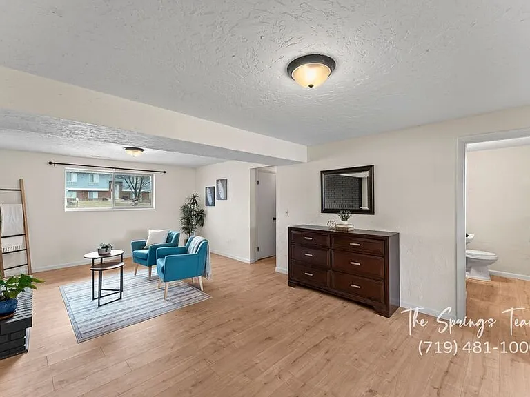 1730 Hathaway Dr — Photo 21