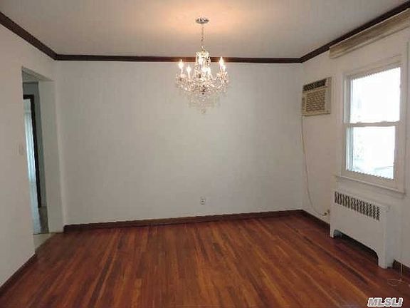 3rd image of 540 11th Ave