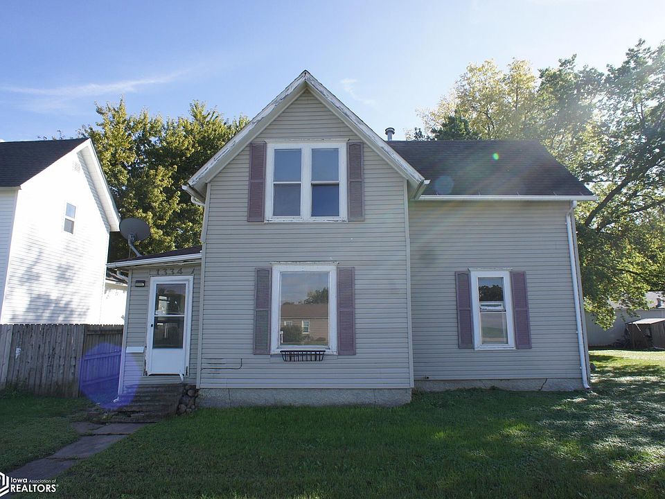 1st image of 1334 2nd St