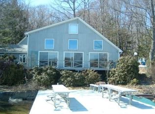 178 Camp Workcoeman Rd, New Hartford, CT 06057