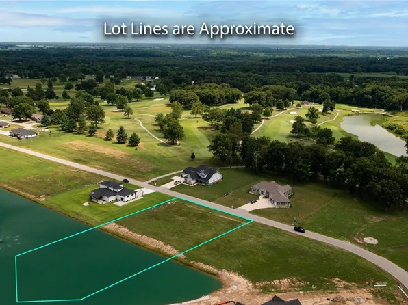 13411 Augusta National Dr, Effingham, IL 62401