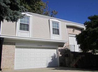 1806 W Locust Ln, Mount Prospect, IL 60056