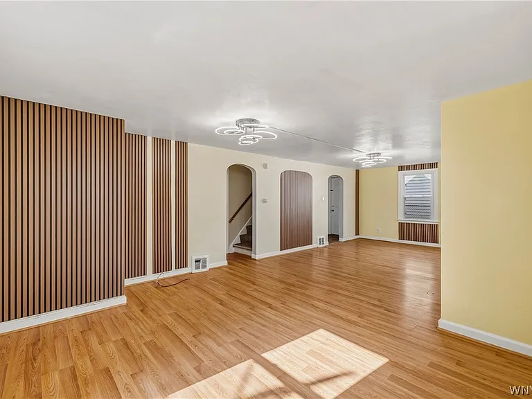 171 Weston Ave — Photo 8