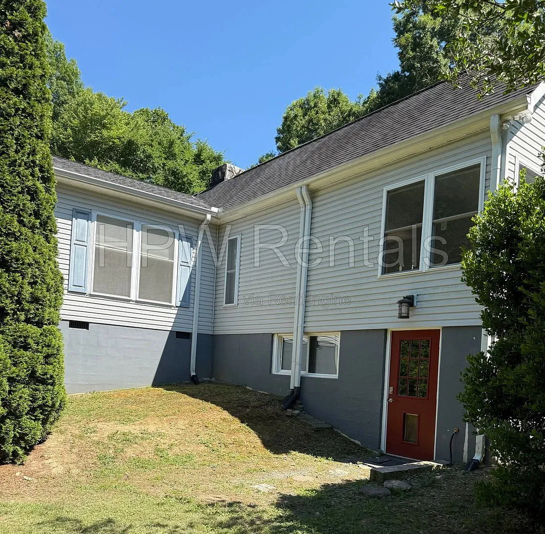 3 bed, 2.0 bath, 1708 sqft, $2,095 — Photo 4