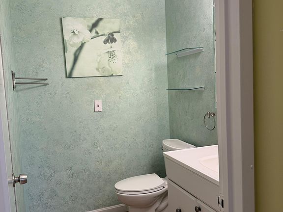 5th image of 382 Ocean Ave APT 1302