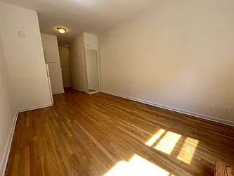 Rented by Best Apartments North Inc