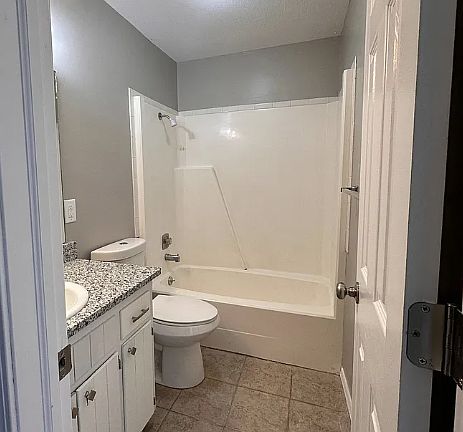2nd image of 3015 W Roxbury St