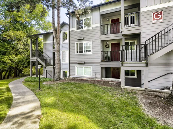 11114 NE 125th Ln APT G325, Kirkland, WA 98034