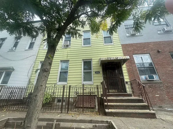 1926 Harman St #2FAM, Ridgewood, NY 11385