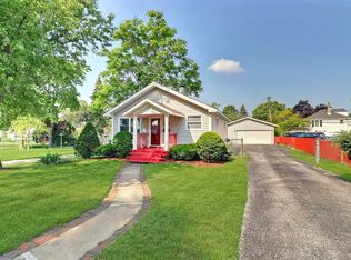 18226 Chicago Ave, Lansing, IL 60438