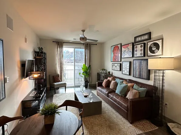 100 Crucible Dr, Harrison, NJ