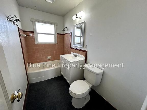 5th image of 642 Lincoln Dr