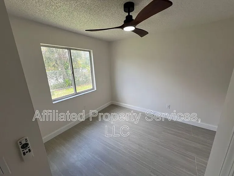 5214 Stacy St #20 — Photo 12