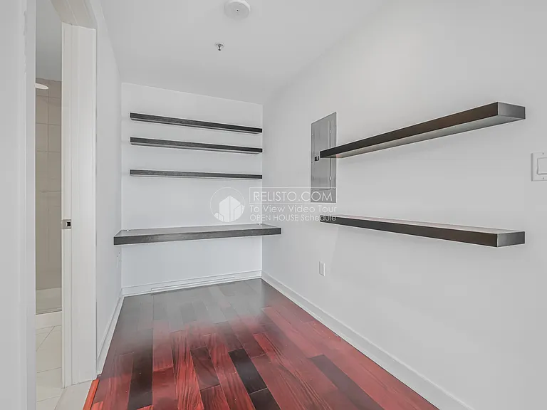 338 Spear St #11E — Photo 16