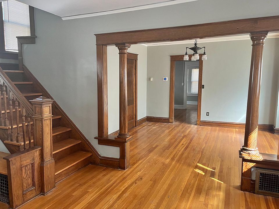 1st image of 3622 Lexington Ave