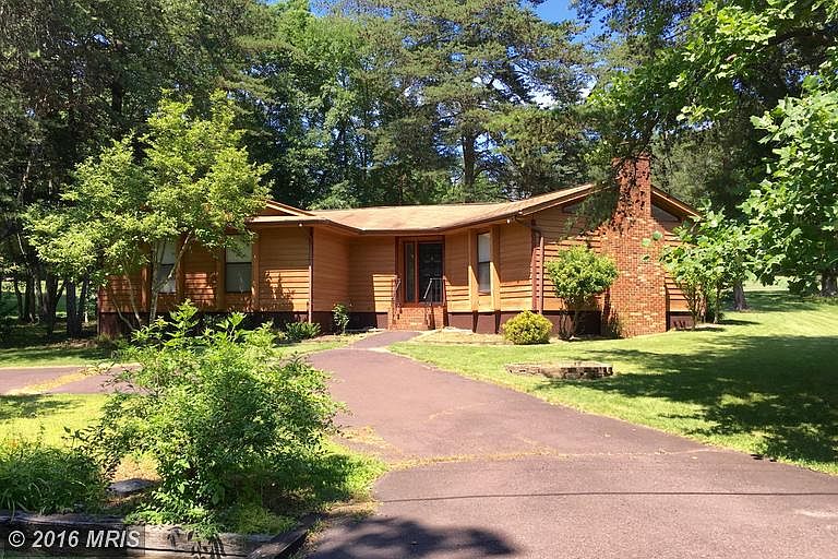 Welcome home to 331 Birchside